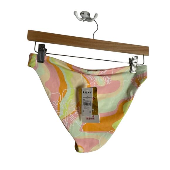 Roxy Girl’s Hibiscus Stripe Print Reversible Two Piece Bikini Swimsuit Set 16 - Picture 12 of 13